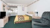 Super 8 Cottonwood Room