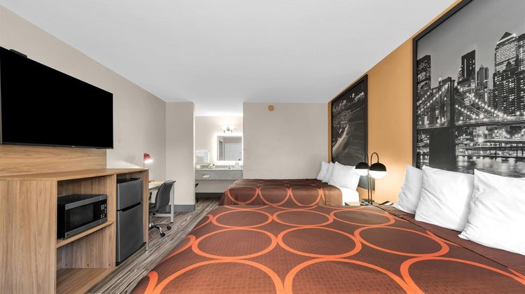 Super 8 Siloam Springs Room