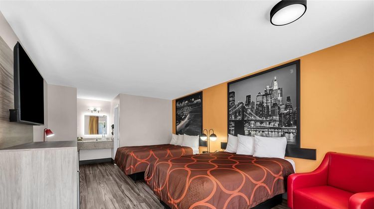 Super 8 Siloam Springs Room