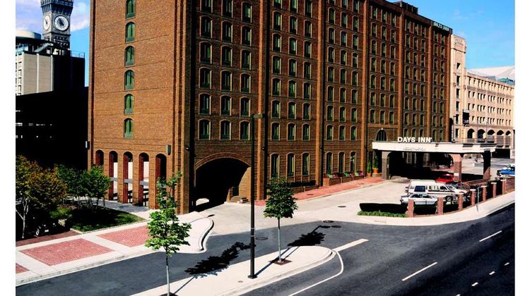Days Inn Baltimore Inner Harbor Exterior