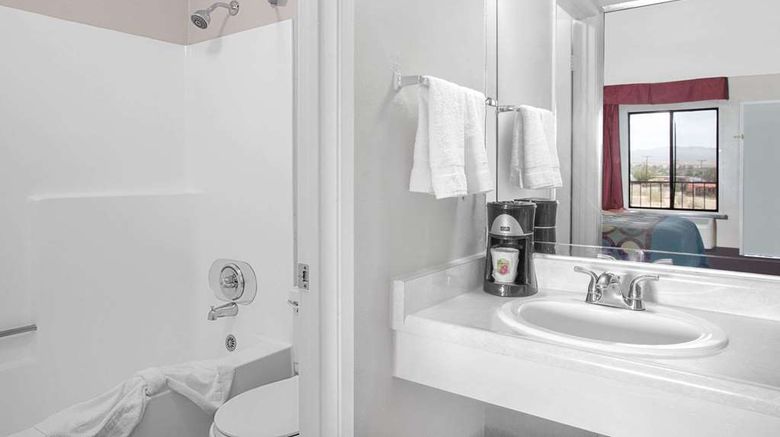 <b>Townhouse Barstow On Rte 66 Room</b>. Images powered by <a href="https://iceportal.shijigroup.com/" title="IcePortal" target="_blank">IcePortal</a>.