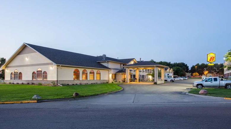 <b>Super 8 Brookings Exterior</b>. Images powered by <a href="https://iceportal.shijigroup.com/" title="IcePortal" target="_blank">IcePortal</a>.