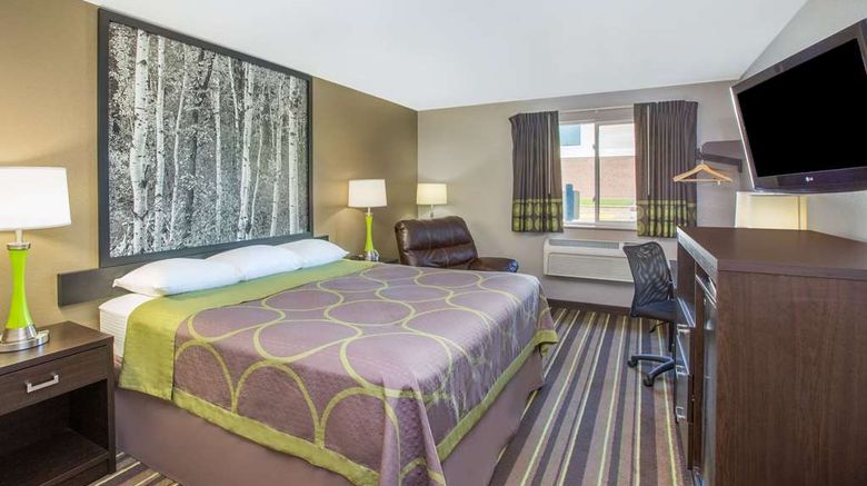 <b>Super 8 Brookings Room</b>. Images powered by <a href="https://iceportal.shijigroup.com/" title="IcePortal" target="_blank">IcePortal</a>.