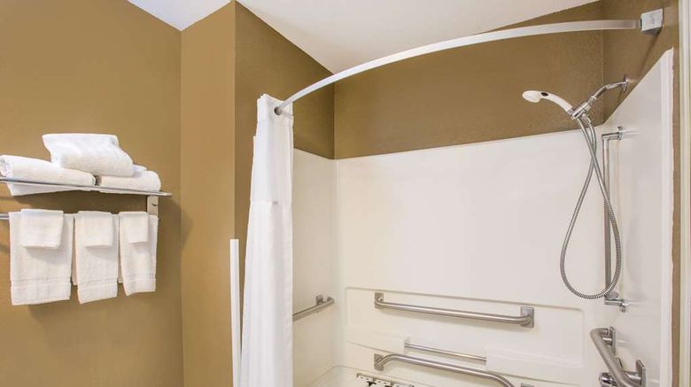 <b>Super 8 Brookings Room</b>. Images powered by <a href="https://iceportal.shijigroup.com/" title="IcePortal" target="_blank">IcePortal</a>.