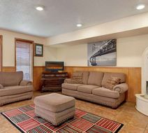 Super 8 Waco University Area Lobby