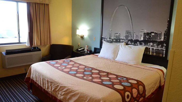 Super 8 Warrenton Room