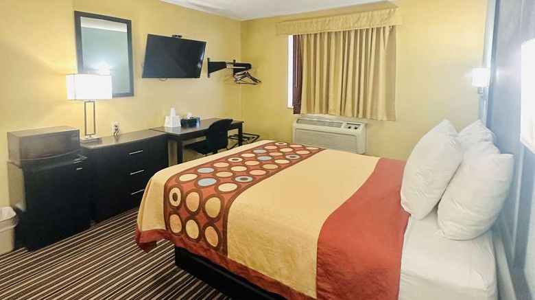 <b>Super 8 Warrenton Health</b>. Images powered by <a href="https://iceportal.shijigroup.com/" title="IcePortal" target="_blank">IcePortal</a>.