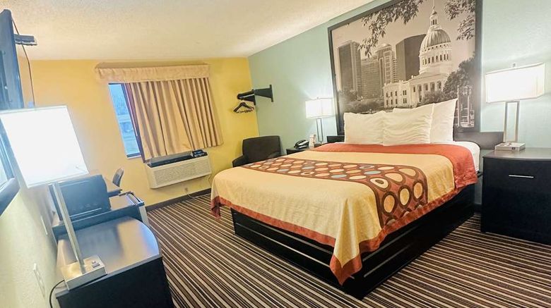 <b>Super 8 Warrenton Health</b>. Images powered by <a href="https://iceportal.shijigroup.com/" title="IcePortal" target="_blank">IcePortal</a>.