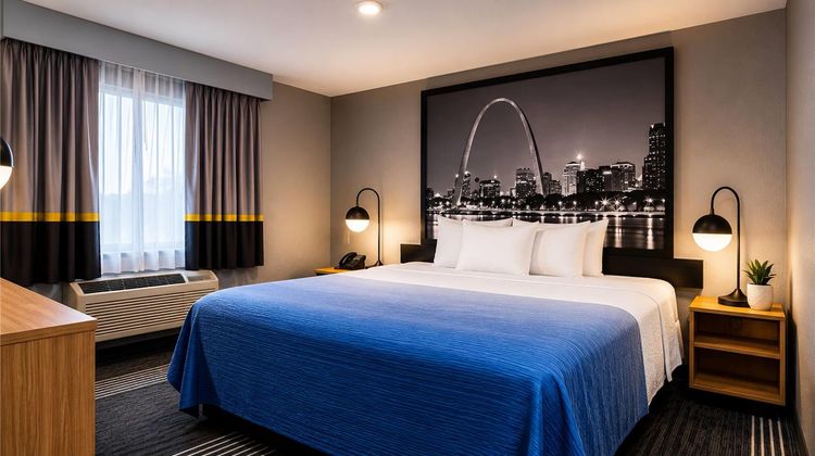 Super 8 Warrenton Room