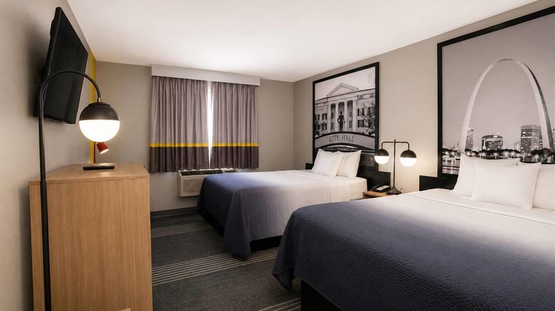<b>Super 8 Warrenton Room</b>. Images powered by <a href="https://iceportal.shijigroup.com/" title="IcePortal" target="_blank">IcePortal</a>.