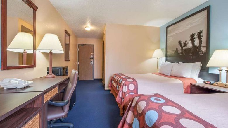 <b>Super 8 College Station Room</b>. Images powered by <a href="https://iceportal.shijigroup.com/" title="IcePortal" target="_blank">IcePortal</a>.