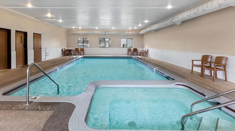 Super 8 St. Ignace Pool