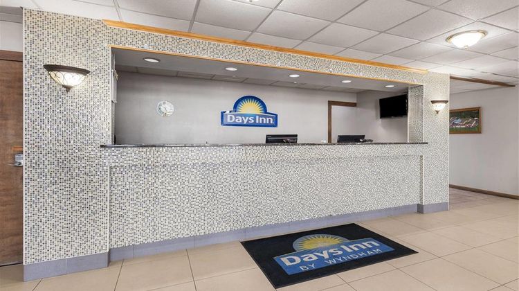 Days Inn Madisonville Lobby