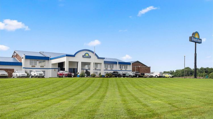 Days Inn Madisonville Exterior