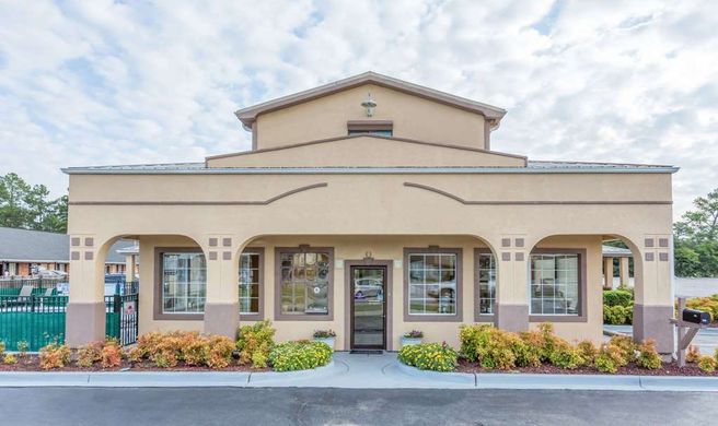 Super 8 Santee Exterior