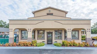 Super 8 Santee