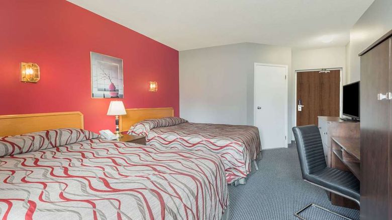 <b>Super 8 Mt Hope Hamilton Intl Arpt Room</b>. Images powered by <a href="https://iceportal.shijigroup.com/" title="IcePortal" target="_blank">IcePortal</a>.