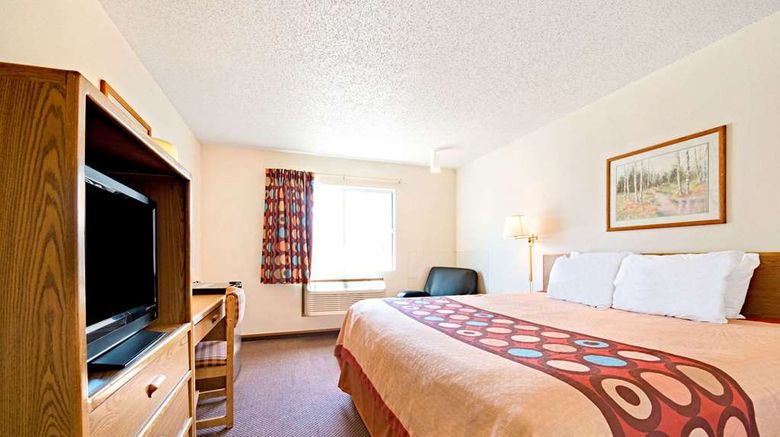 <b>Super 8 Plano/Dallas Area Room</b>. Images powered by <a href="https://iceportal.shijigroup.com/" title="IcePortal" target="_blank">IcePortal</a>.