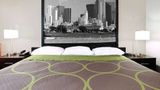Super 8 (Wyndham) Bedford, TX, DFW-West Room