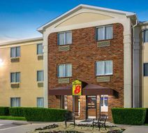 Super 8 Grapevine/DFW Airport Northwest Exterior