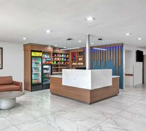 Super 8 Grapevine/DFW Airport Northwest Lobby