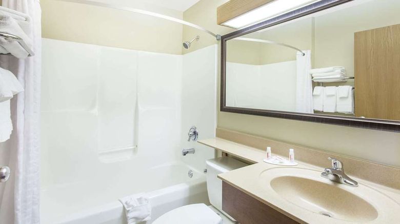 <b>Super 8 Richlands/Claypool Hill Area Room</b>. Images powered by <a href="https://iceportal.shijigroup.com/" title="IcePortal" target="_blank">IcePortal</a>.