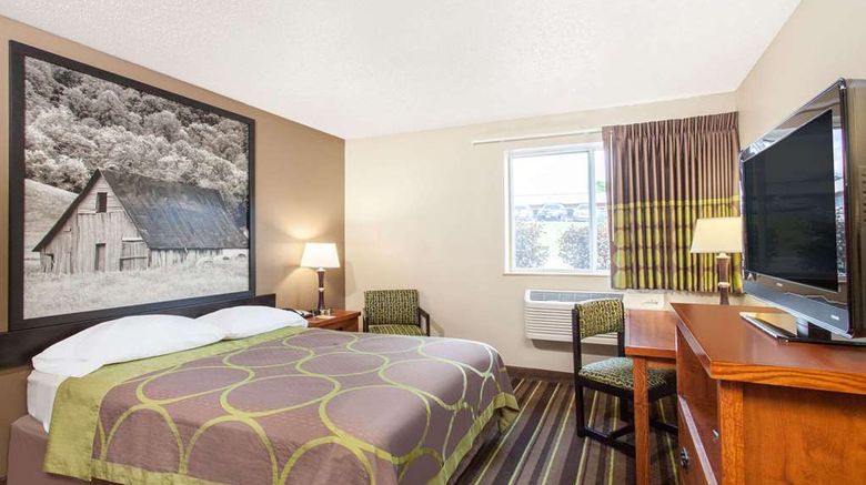 <b>Super 8 Richlands/Claypool Hill Area Room</b>. Images powered by <a href="https://iceportal.shijigroup.com/" title="IcePortal" target="_blank">IcePortal</a>.