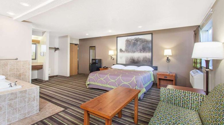 <b>Super 8 Richlands/Claypool Hill Area Room</b>. Images powered by <a href="https://iceportal.shijigroup.com/" title="IcePortal" target="_blank">IcePortal</a>.