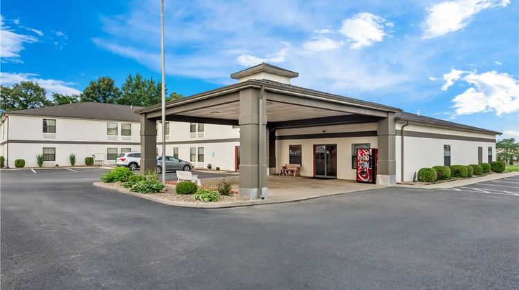 Super 8 Bellefontaine Exterior