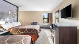 Super 8 Bellefontaine Suite