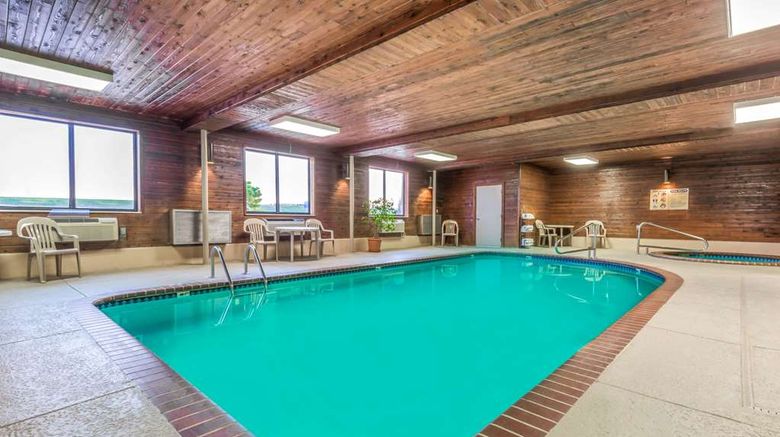 <b>Super 8 Salina I-70 Pool</b>. Images powered by <a href="https://iceportal.shijigroup.com/" title="IcePortal" target="_blank">IcePortal</a>.