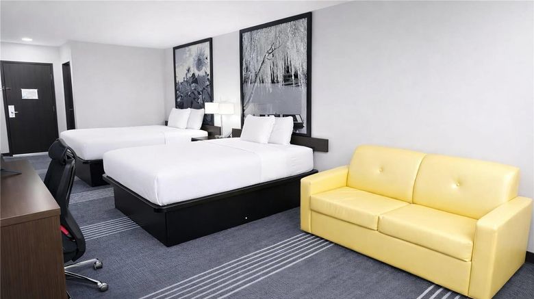 <b>Super 8 Salina I-70 Suite</b>. Images powered by <a href="https://iceportal.shijigroup.com/" title="IcePortal" target="_blank">IcePortal</a>.