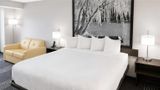 Super 8 Salina I-70 Suite