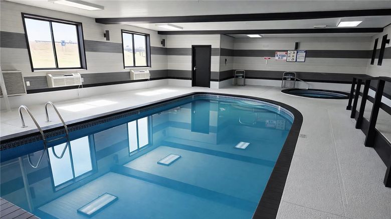 <b>Super 8 Salina I-70 Pool</b>. Images powered by <a href="https://iceportal.shijigroup.com/" title="IcePortal" target="_blank">IcePortal</a>.