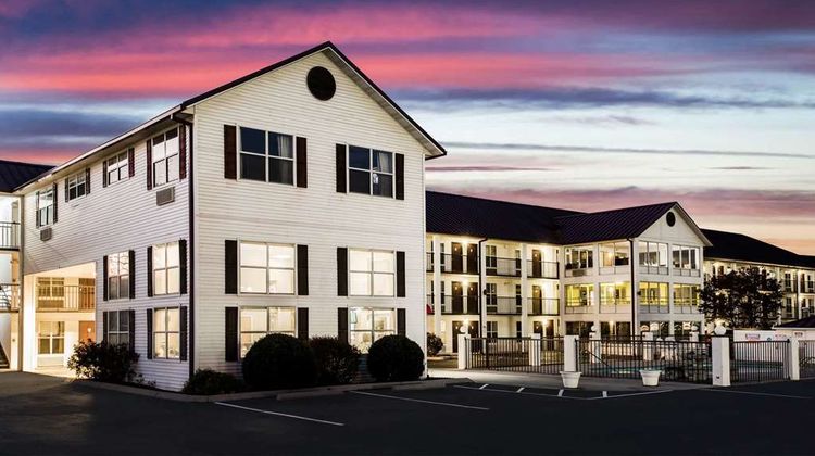 Super 8 Sevierville Exterior