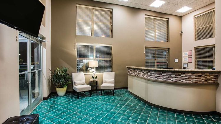 Super 8 Sevierville Lobby