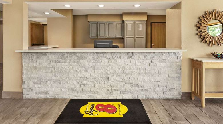 <b>Super 8 Ankeny/Des Moines Area Lobby</b>. Images powered by <a href="https://iceportal.shijigroup.com/" title="IcePortal" target="_blank">IcePortal</a>.