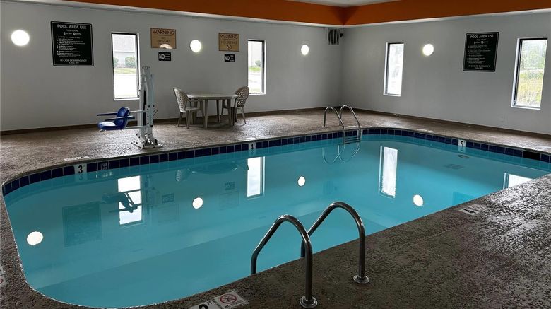 <b>Super 8 Ankeny/Des Moines Area Pool</b>. Images powered by <a href="https://iceportal.shijigroup.com/" title="IcePortal" target="_blank">IcePortal</a>.