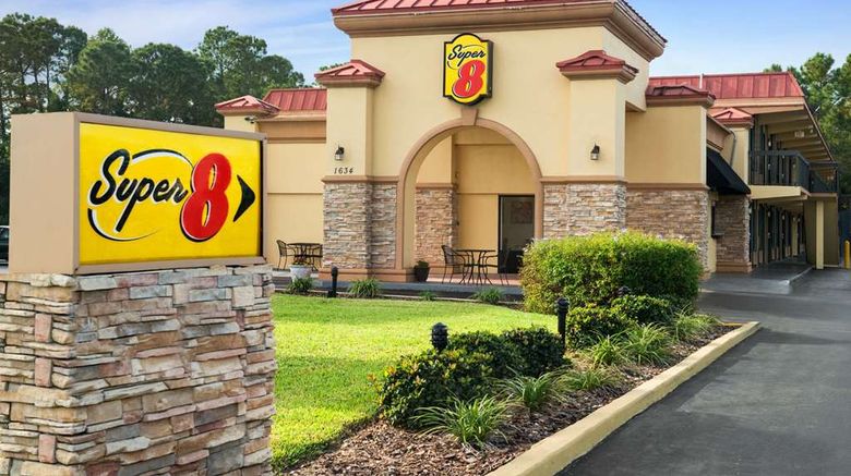 <b>Super 8 Ormond Beach Exterior</b>. Images powered by <a href="https://iceportal.shijigroup.com/" title="IcePortal" target="_blank">IcePortal</a>.