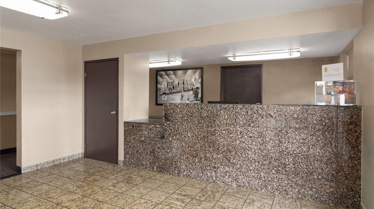 Super 8 Casa Grande Lobby