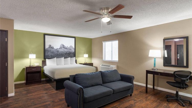 Super 8 Casa Grande Suite