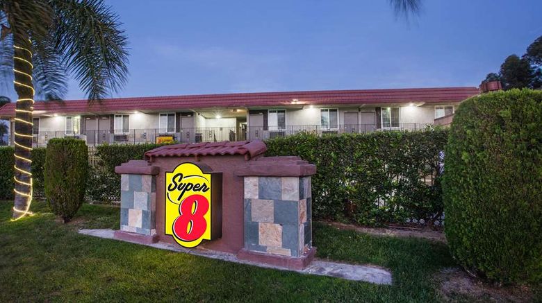 Super 8 Redlands/San Bernardino Exterior. Images powered by <a href="https://iceportal.shijigroup.com" target="_blank" rel="noopener">Ice Portal</a>.