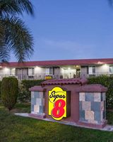 Super 8 Redlands/San Bernardino