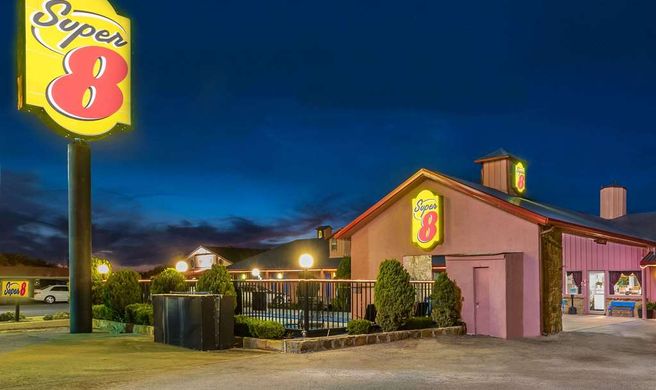 Super 8 Eastland Exterior