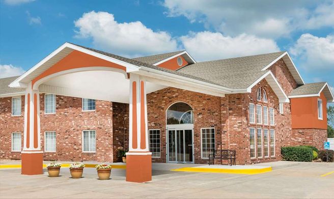 Super 8 Bolivar Exterior