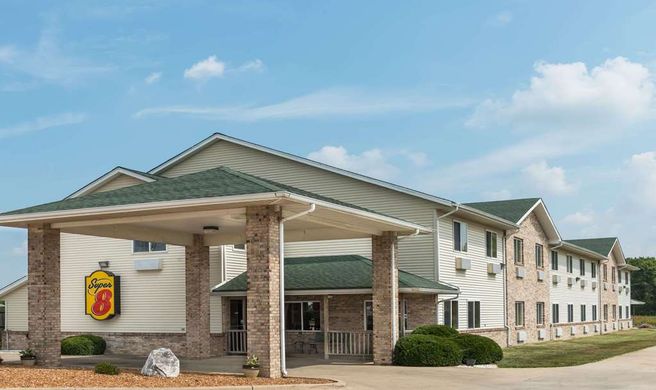 Super 8 Greenville Exterior