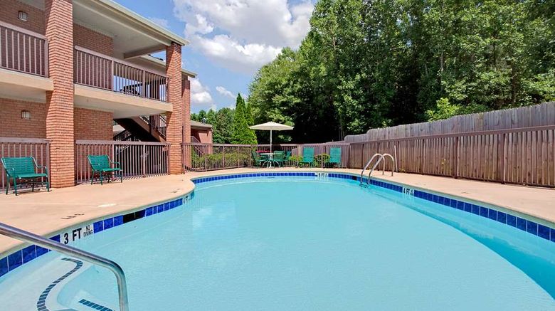 <b>Super 8 Acworth/Atlanta Area Pool</b>. Images powered by <a href="https://iceportal.shijigroup.com/" title="IcePortal" target="_blank">IcePortal</a>.