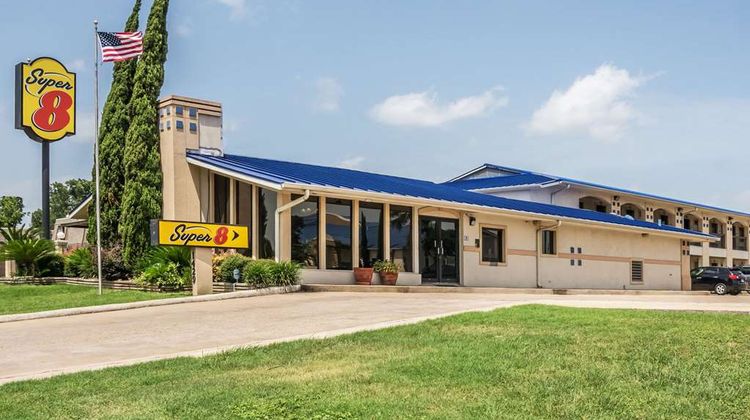 Super 8 San Marcos Exterior
