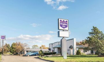 Knights Inn Canton