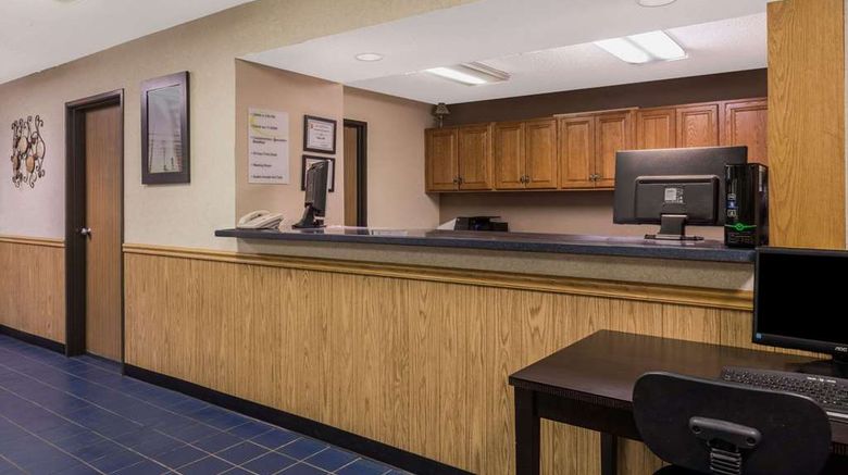 <b>Super 8 Potosi Lobby</b>. Images powered by <a href="https://iceportal.shijigroup.com/" title="IcePortal" target="_blank">IcePortal</a>.